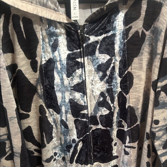 Abstract Patterned Women's Jacket with Hood - Picture 9 of 10